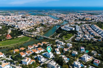 Moradia T4 para Venda em Tavira (Santa Maria e Santiago)