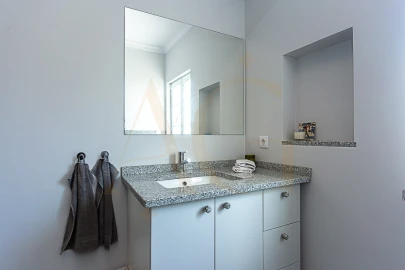 Moradia T4 para Venda em Tavira (Santa Maria e Santiago)