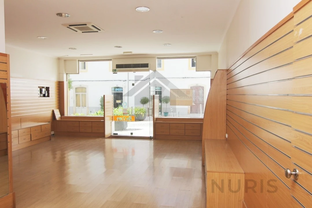 Loja para Venda em Portimão Foto 1