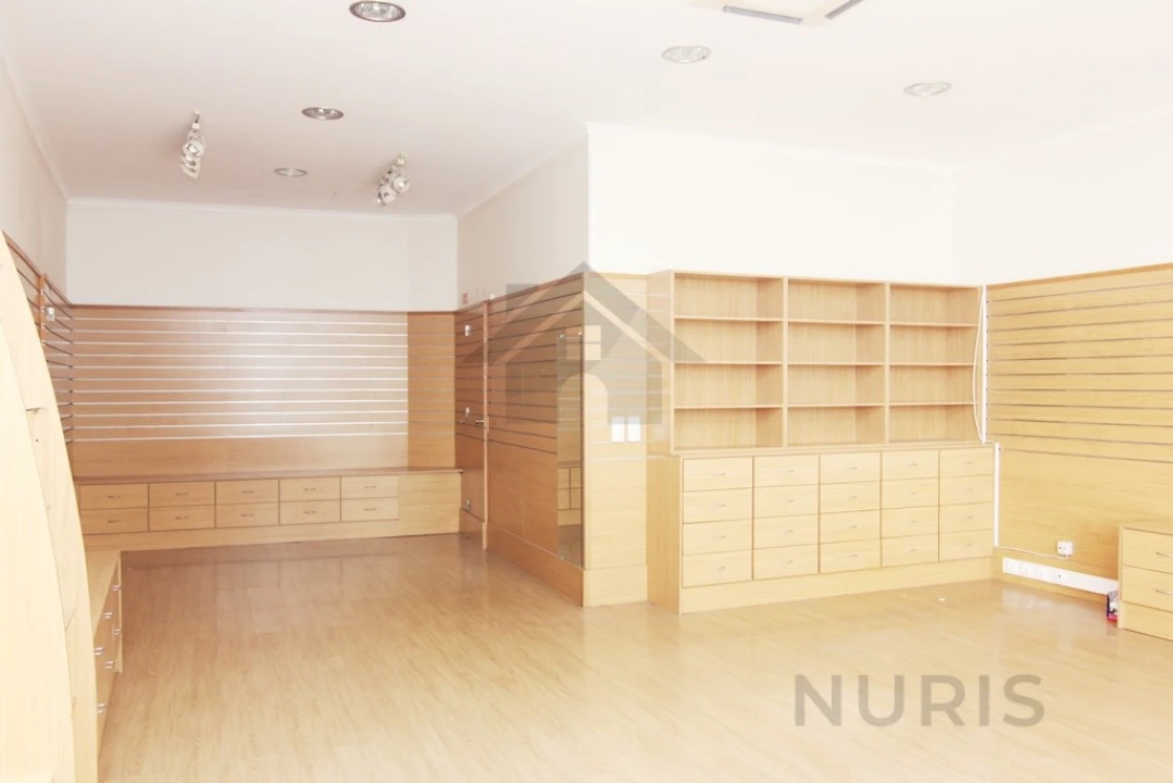 Loja para Venda em Portimão Foto 3