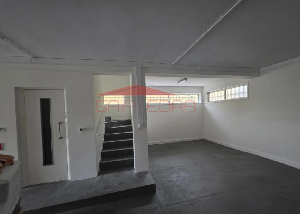 Moradia T4 para Arrendamento em Perafita, Lavra e Santa Cruz do Bispo Foto 34