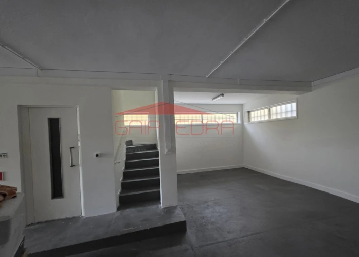 Moradia T4 para Arrendamento em Perafita, Lavra e Santa Cruz do Bispo Foto 34