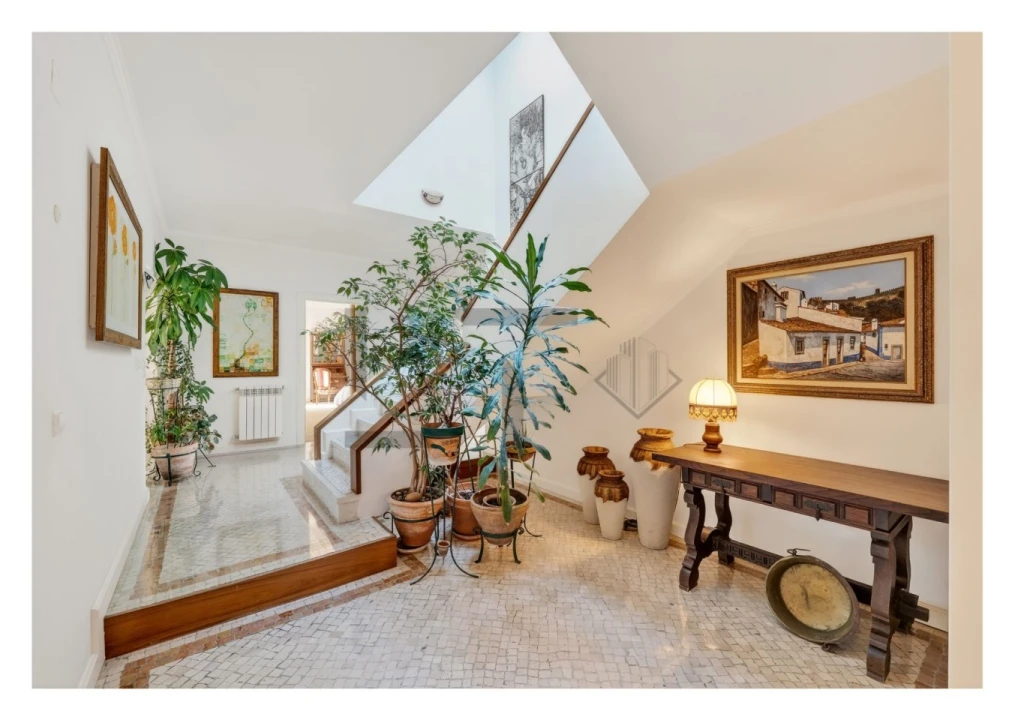 Moradia T5 para Venda em Santa Maria e São Miguel, São Martinho, São Pedro Penaferrim Foto 8