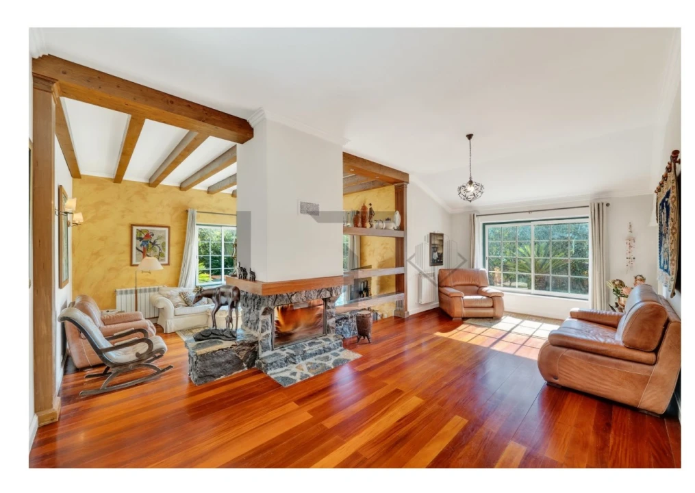 Moradia T5 para Venda em Santa Maria e São Miguel, São Martinho, São Pedro Penaferrim Foto 11