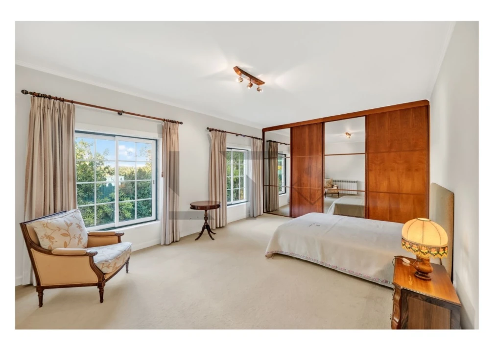 Moradia T5 para Venda em Santa Maria e São Miguel, São Martinho, São Pedro Penaferrim Foto 18