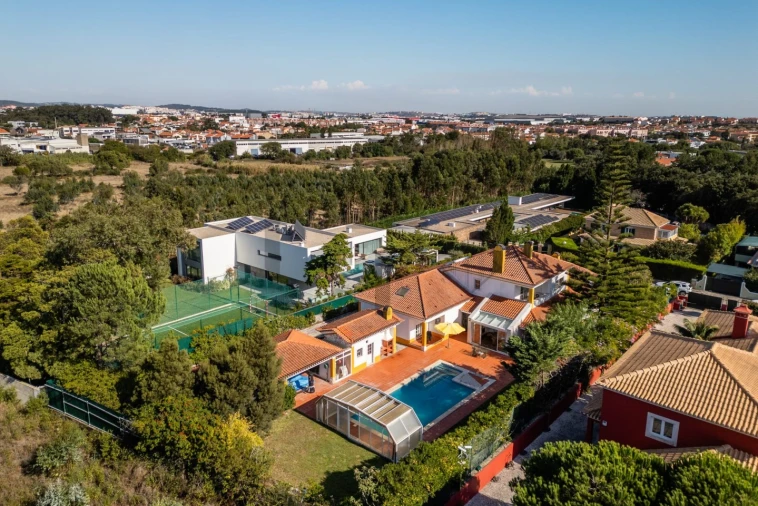 Moradia T5 para Venda em Santa Maria e São Miguel, São Martinho, São Pedro Penaferrim Foto 4