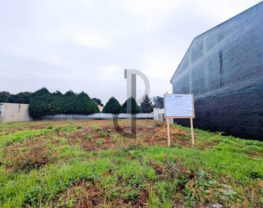 Terreno para Venda em Mafamude e Vilar do Paraíso Foto 3