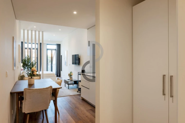 Apartamento T2 para Venda em Cedofeita, Santo Ildefonso, Sé, Miragaia, São Nicolau e Vitória Foto 3