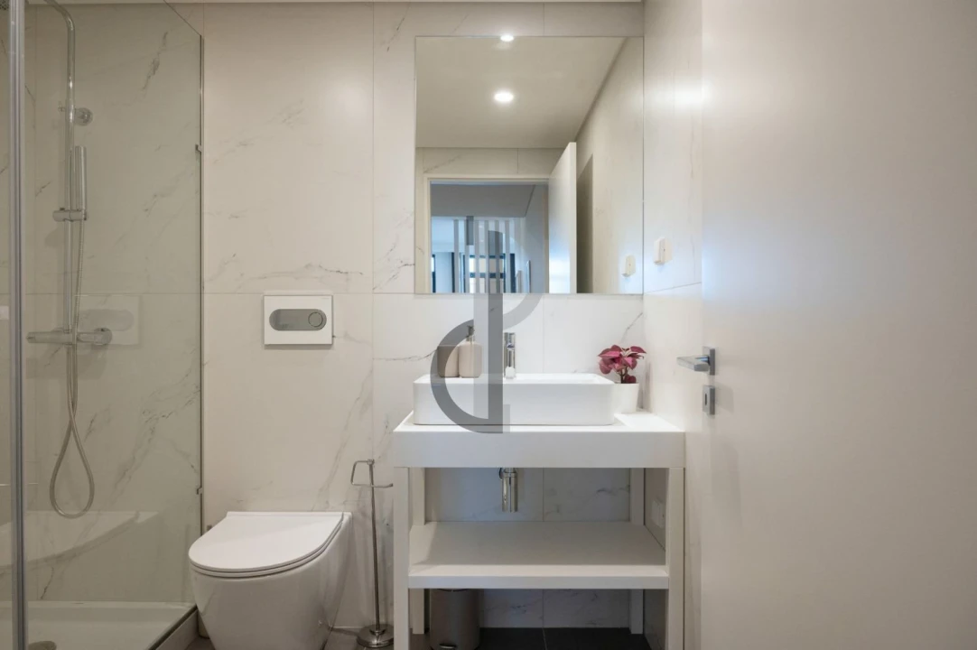 Apartamento T2 para Venda em Cedofeita, Santo Ildefonso, Sé, Miragaia, São Nicolau e Vitória Foto 15