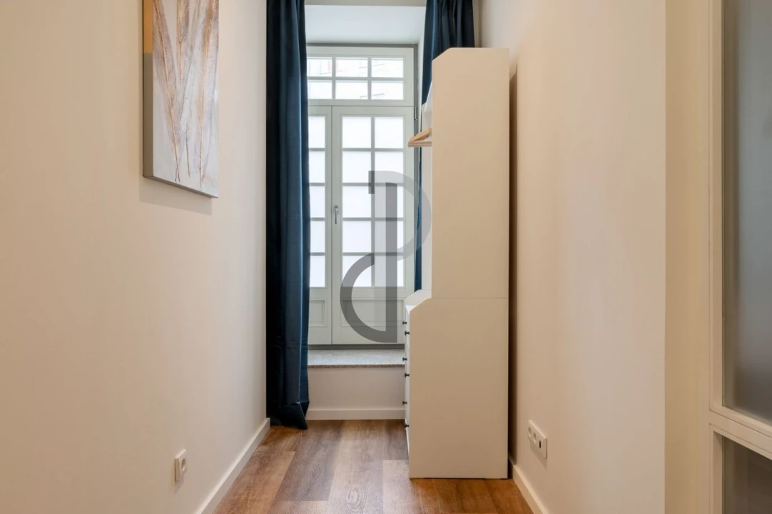 Apartamento T1 para Venda em Cedofeita, Santo Ildefonso, Sé, Miragaia, São Nicolau e Vitória Foto 4