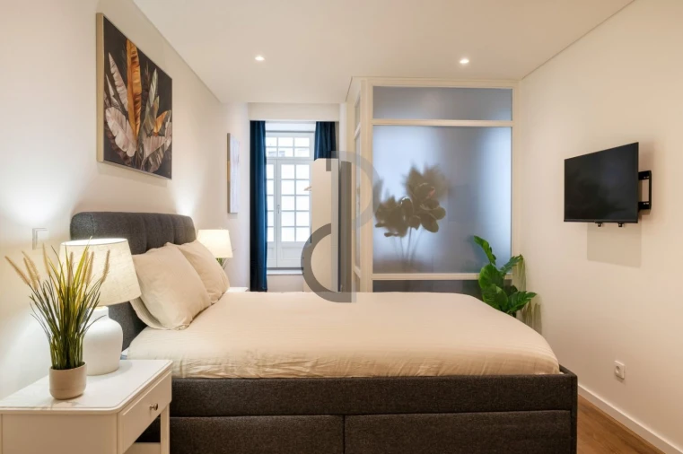 Apartamento T1 para Venda em Cedofeita, Santo Ildefonso, Sé, Miragaia, São Nicolau e Vitória Foto 3