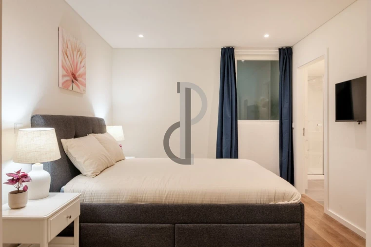 Apartamento T1 para Venda em Cedofeita, Santo Ildefonso, Sé, Miragaia, São Nicolau e Vitória Foto 14