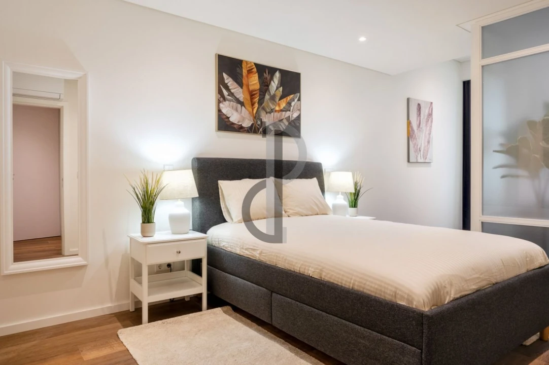 Apartamento T1 para Venda em Cedofeita, Santo Ildefonso, Sé, Miragaia, São Nicolau e Vitória Foto 2