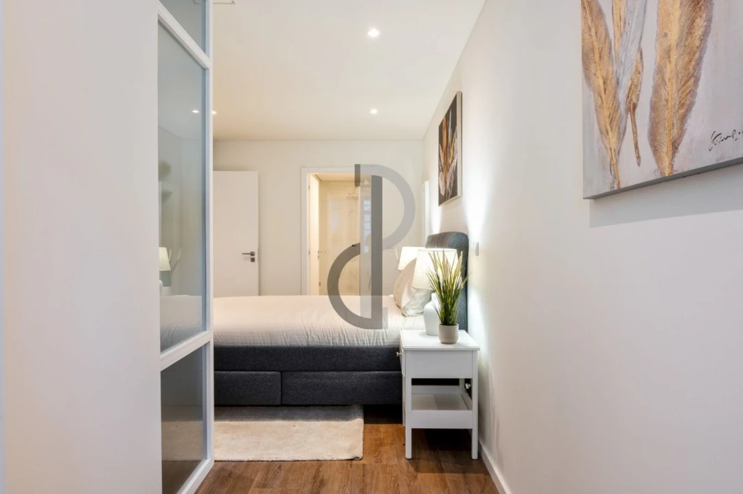 Apartamento T1 para Venda em Cedofeita, Santo Ildefonso, Sé, Miragaia, São Nicolau e Vitória Foto 5