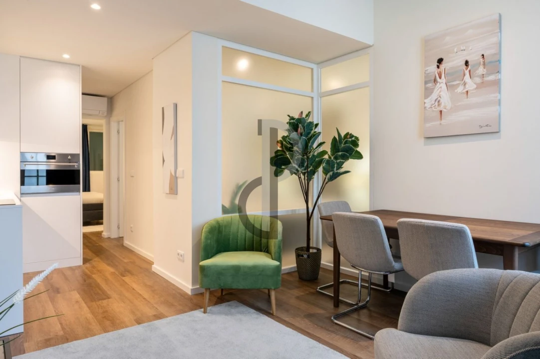 Apartamento T1 para Venda em Cedofeita, Santo Ildefonso, Sé, Miragaia, São Nicolau e Vitória Foto 1