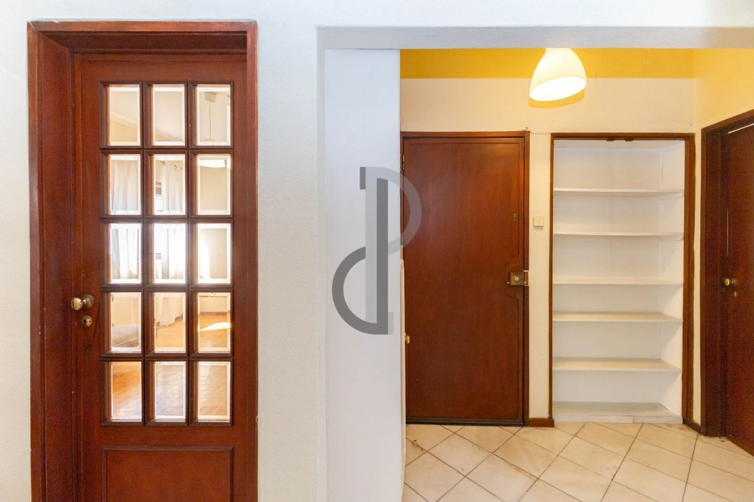 Apartamento T2 para Venda em Ramalde Foto 23