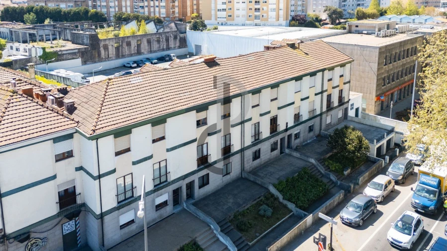 Apartamento T2 para Venda em Ramalde Foto 4