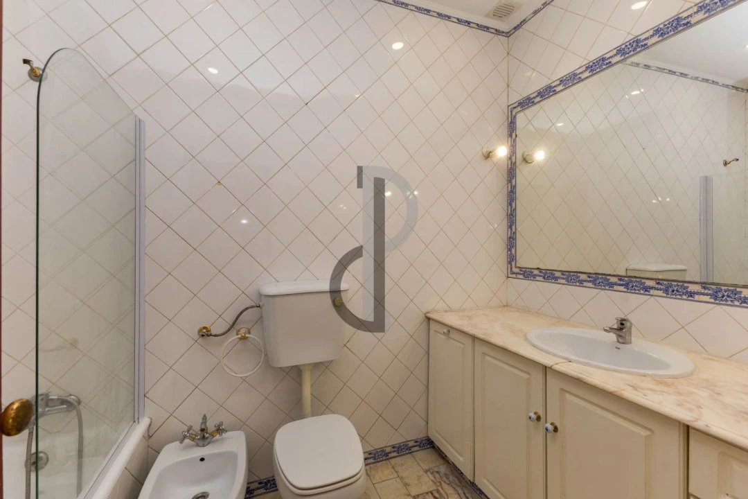 Apartamento T2 para Venda em Ramalde Foto 22