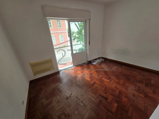 Apartamento T3 para Venda em Carcavelos e Parede Foto 20