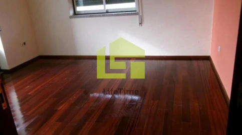 Moradia T3 para Venda em Montes da Senhora