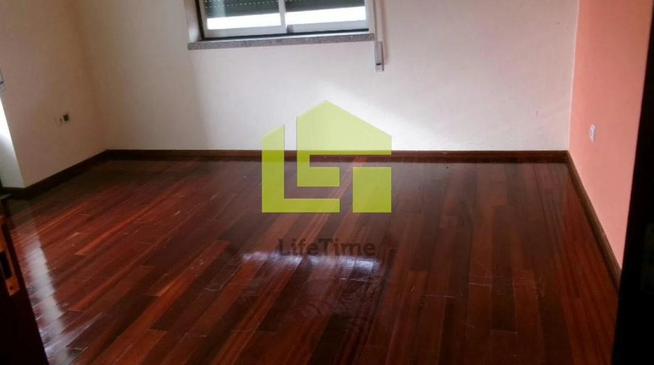 Moradia T3 para Venda em Montes da Senhora Foto 5