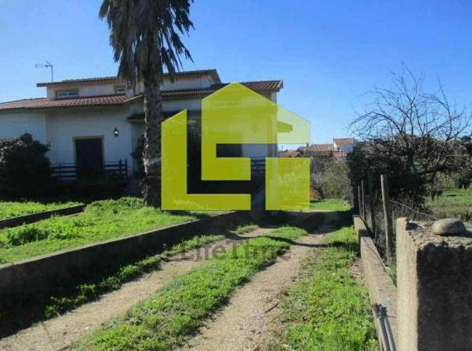 Moradia T3 para Venda em Montes da Senhora Foto 1