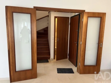 Apartamento T2 para Arrendamento em Lourinhã e Atalaia