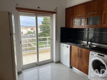 Apartamento T2 para Arrendamento em Lourinhã e Atalaia