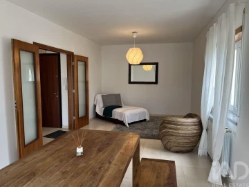 Apartamento T2 para Arrendamento em Lourinhã e Atalaia