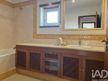 Apartamento T2 para Arrendamento em Lourinhã e Atalaia