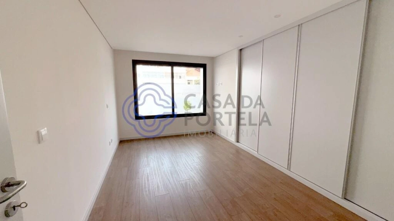 Apartamento T3 para Venda em Cedofeita, Santo Ildefonso, Sé, Miragaia, São Nicolau e Vitória Foto 23