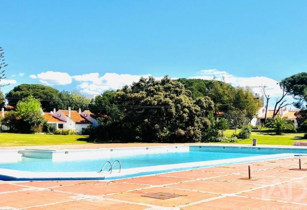 Apartamento T1 para Venda em Albufeira e Olhos de Água Foto 1