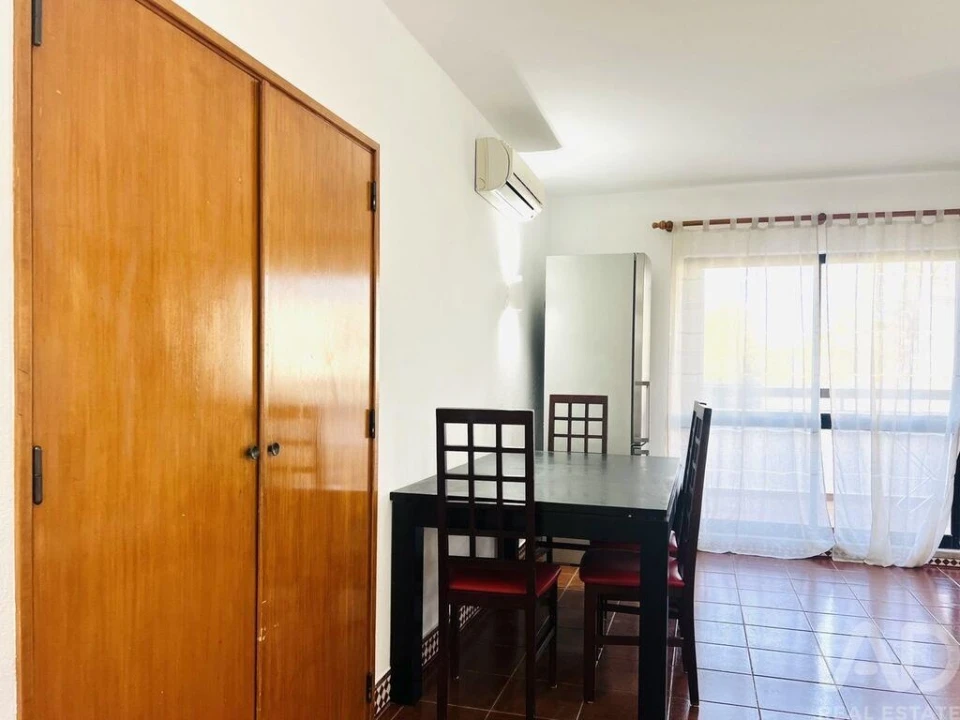 Apartamento T1 para Venda em Albufeira e Olhos de Água Foto 5