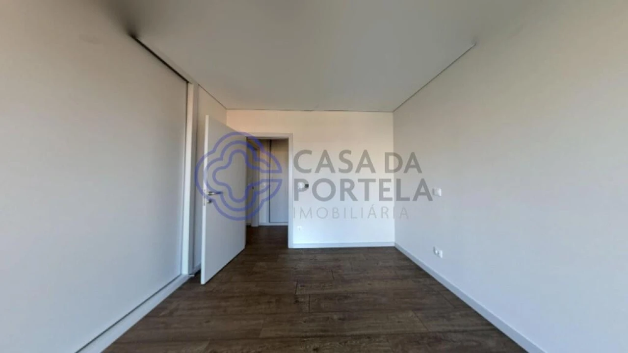 Apartamento T4 para Venda em Cedofeita, Santo Ildefonso, Sé, Miragaia, São Nicolau e Vitória Foto 38