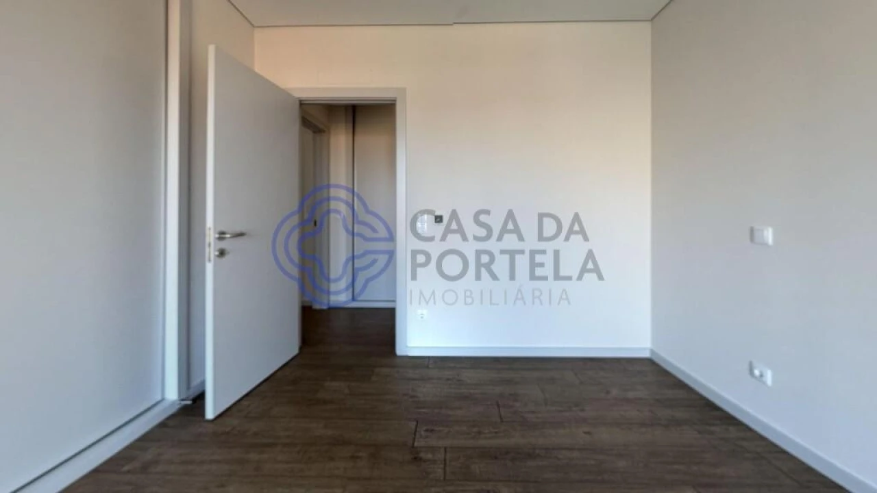 Apartamento T4 para Venda em Cedofeita, Santo Ildefonso, Sé, Miragaia, São Nicolau e Vitória Foto 39