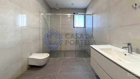 Apartamento T4 para Venda em Cedofeita, Santo Ildefonso, Sé, Miragaia, São Nicolau e Vitória