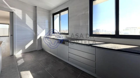 Apartamento T4 para Venda em Cedofeita, Santo Ildefonso, Sé, Miragaia, São Nicolau e Vitória