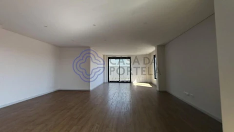 Apartamento T4 para Venda em Cedofeita, Santo Ildefonso, Sé, Miragaia, São Nicolau e Vitória