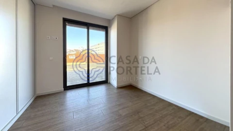 Apartamento T4 para Venda em Cedofeita, Santo Ildefonso, Sé, Miragaia, São Nicolau e Vitória
