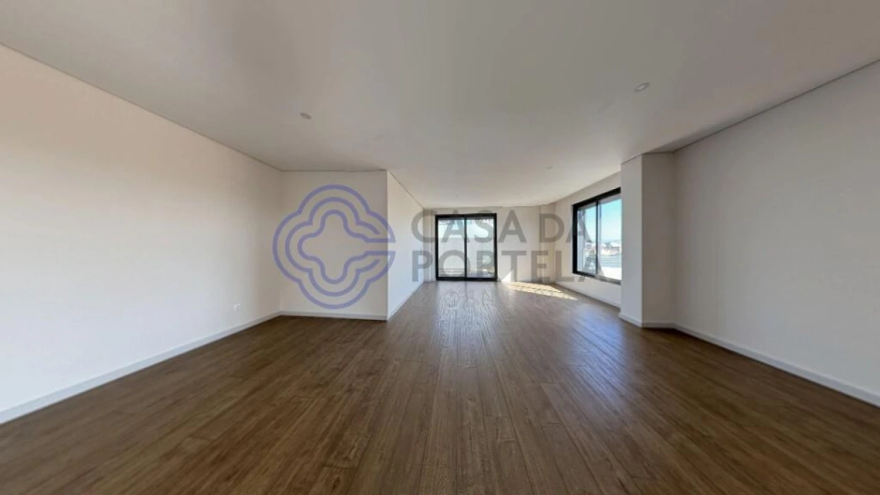 Apartamento T4 para Venda em Cedofeita, Santo Ildefonso, Sé, Miragaia, São Nicolau e Vitória Foto 14