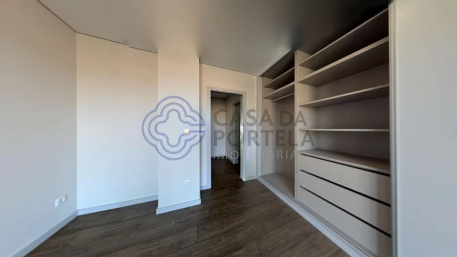 Apartamento T4 para Venda em Cedofeita, Santo Ildefonso, Sé, Miragaia, São Nicolau e Vitória Foto 24