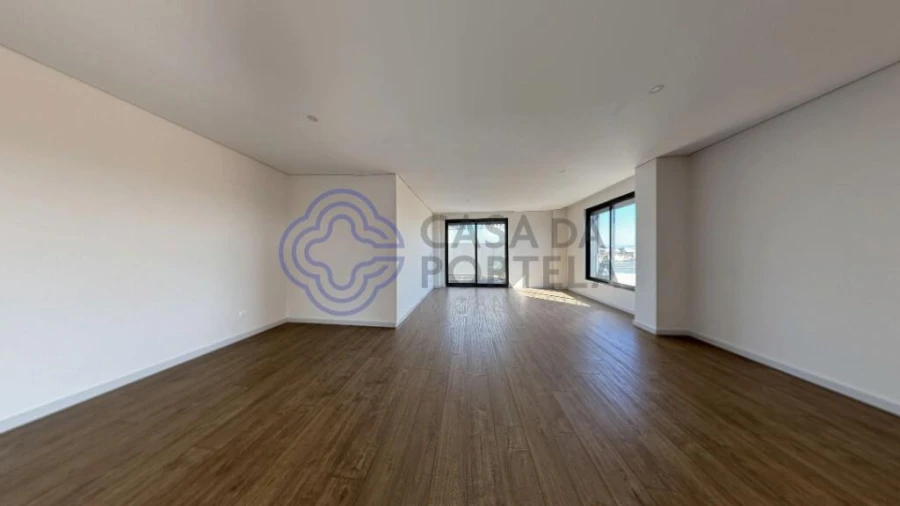 Apartamento T4 para Venda em Cedofeita, Santo Ildefonso, Sé, Miragaia, São Nicolau e Vitória Foto 14