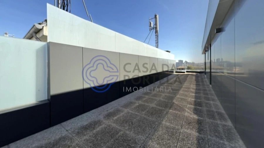 Apartamento T4 para Venda em Cedofeita, Santo Ildefonso, Sé, Miragaia, São Nicolau e Vitória Foto 4