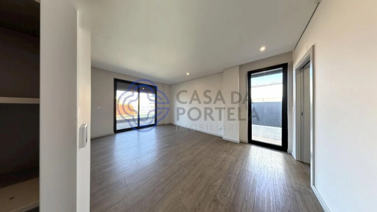 Apartamento T4 para Venda em Cedofeita, Santo Ildefonso, Sé, Miragaia, São Nicolau e Vitória Foto 26