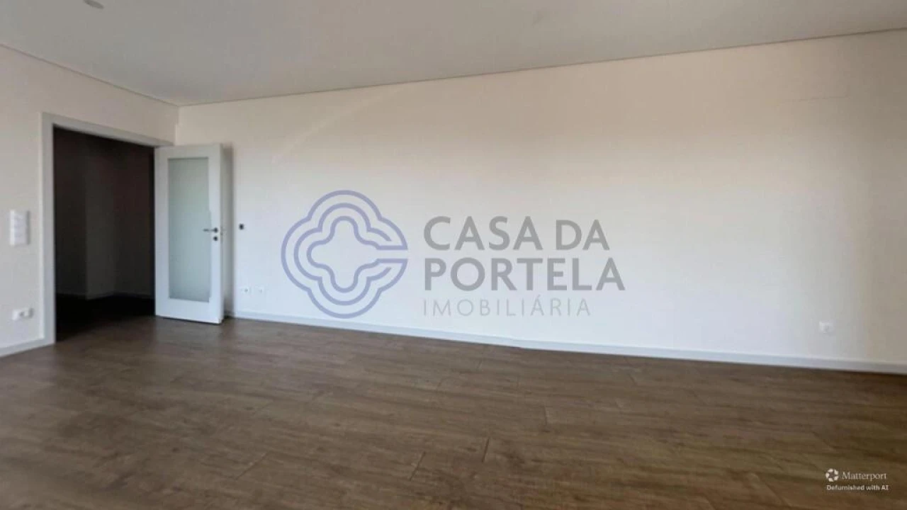 Apartamento T4 para Venda em Cedofeita, Santo Ildefonso, Sé, Miragaia, São Nicolau e Vitória Foto 9