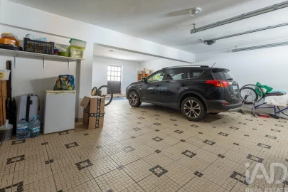 Moradia T7 para Venda em Carvalhal