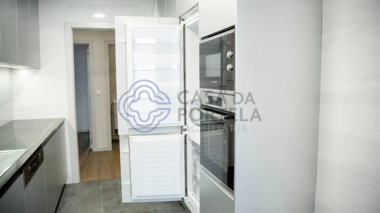 Apartamento T3 para Venda em Cedofeita, Santo Ildefonso, Sé, Miragaia, São Nicolau e Vitória Foto 8