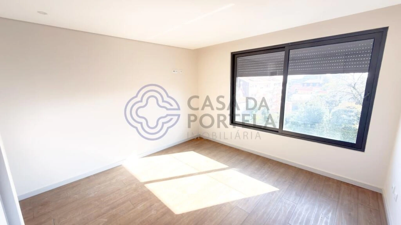 Apartamento T3 para Venda em Cedofeita, Santo Ildefonso, Sé, Miragaia, São Nicolau e Vitória Foto 24