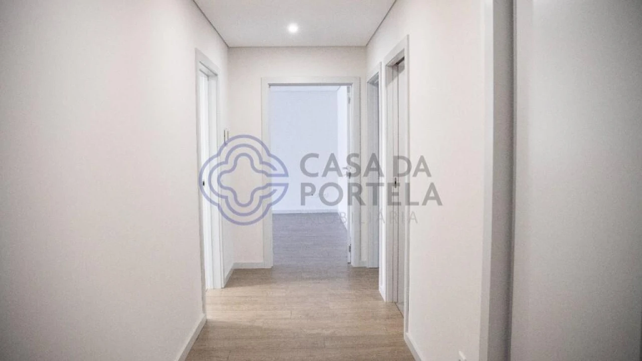 Apartamento T3 para Venda em Cedofeita, Santo Ildefonso, Sé, Miragaia, São Nicolau e Vitória Foto 11