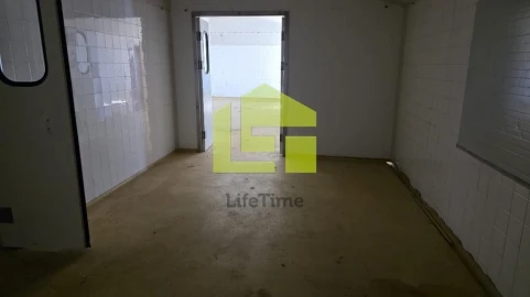 Armazém para Venda em Trancoso (São Pedro e Santa Maria) e Souto Maior